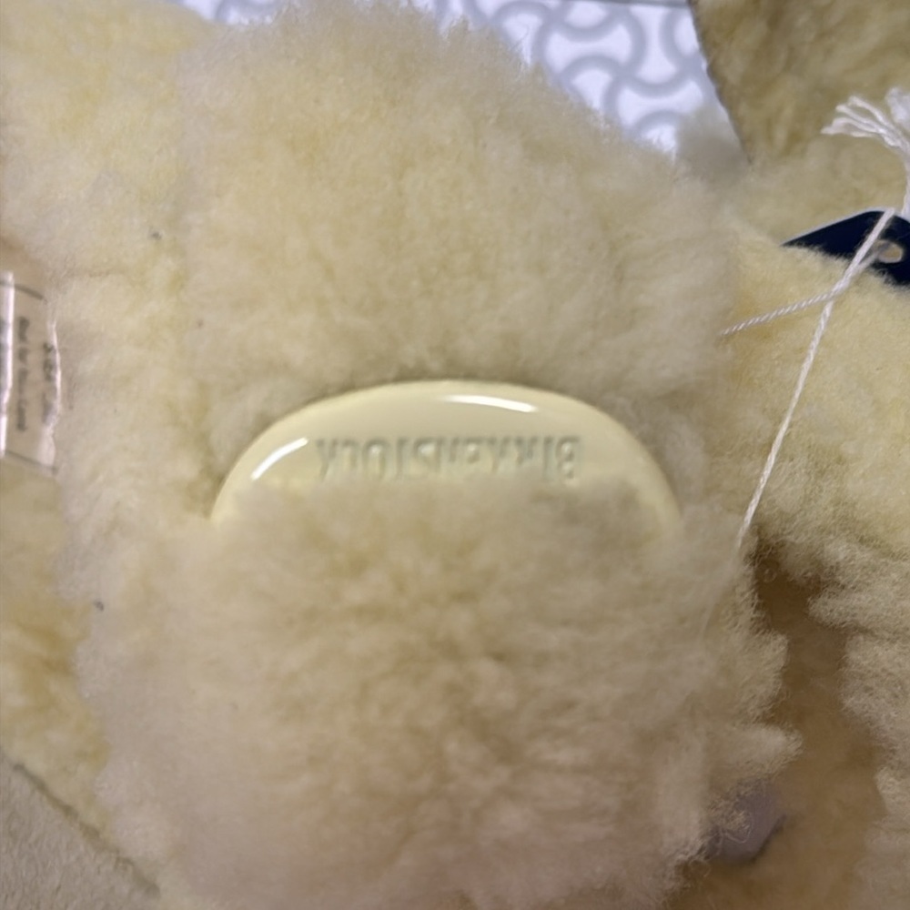Birkenstock Arizona Teddy Big Buckle Yellow Shearling Sandals 38 39 Narrow NIB - Picture 4 of 10